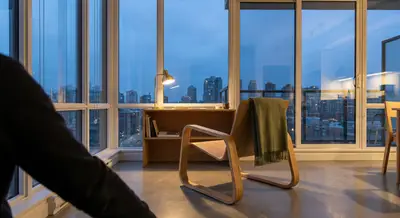 The Silent Geometry of Comfort: Ergonomics for a Demanding Life